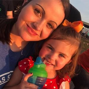 Meet your Posher, Lizzie